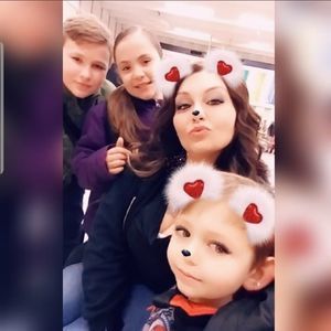 Meet your Posher, Ashley